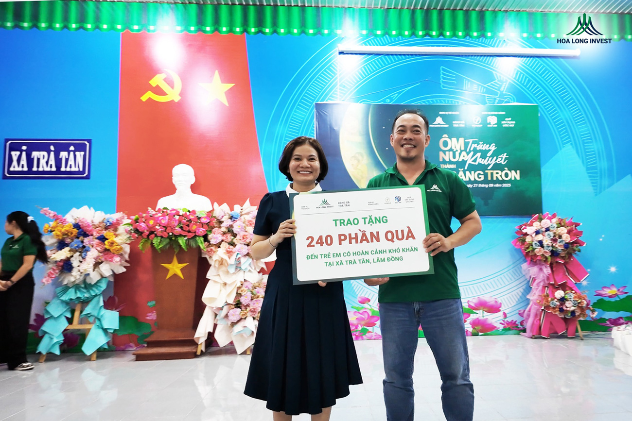 Hoa-Long-Invest-tang-qua-trung-thu-cac-be-tai-tra-tan-lam-dong-1-1
