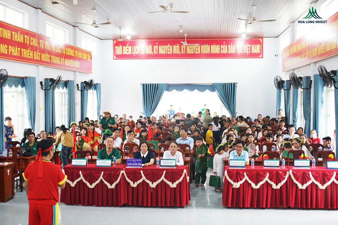Hoa-Long-Invest-tang-qua-trung-thu-cac-be-tai-tra-tan-lam-dong-7