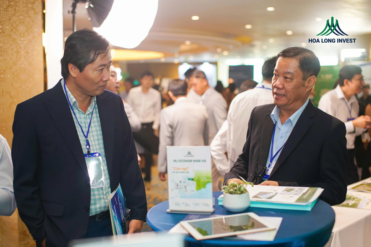 hoa-long-invest-tham-du-dien-dan-bds-cong-nghiep-2025-1